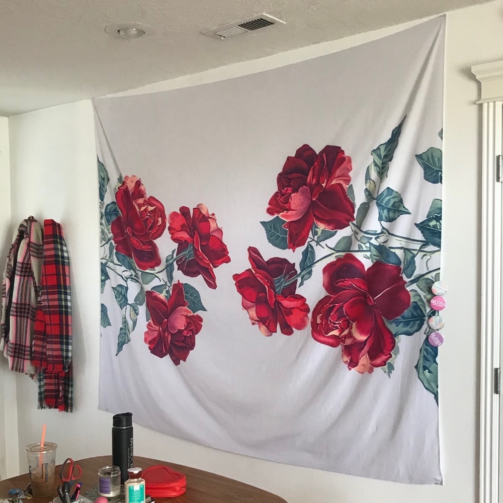 Rose tapestry